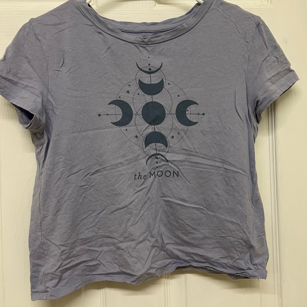 American Eagle Cropped Astrology T shirt